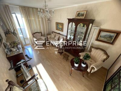 Продам 2к квартиру з ремонтом, Харківське Шосе