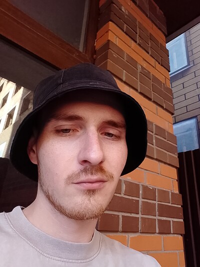 Мені 21, хочу знайти хорошу інтимну подругу