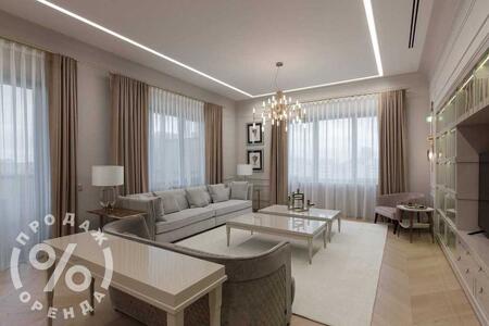 Продам 4-к квартиру Київ, Печерський, Глазунова вул., 13