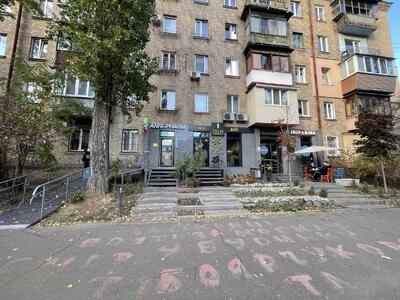 Здам довгостроково торгову площу Київ, Печерський, Професора Підвисоцького вул., 5