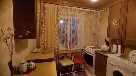 Здам довгостроково 2-к квартиру Київ, Дніпровський, Будівельників вул., 8