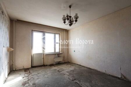 Продам 1-к квартиру Київ, Деснянський, Сержа Лифаря вул., 16