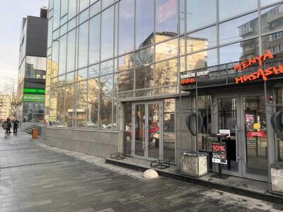 Сдам долгосрочно торговая площадь Киев, Шевченковский, Берестейский просп., 26