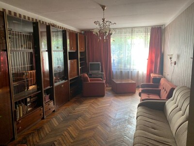 Кімната в Києві, на Лукьянівці