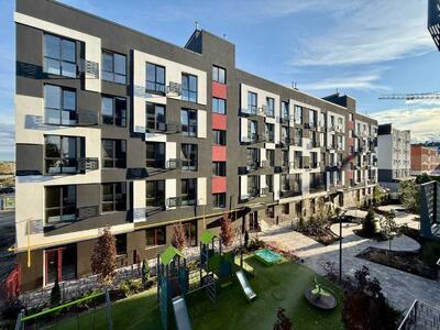 Продам 1-к квартиру Фастівський, Гатне, Інститутська, 5