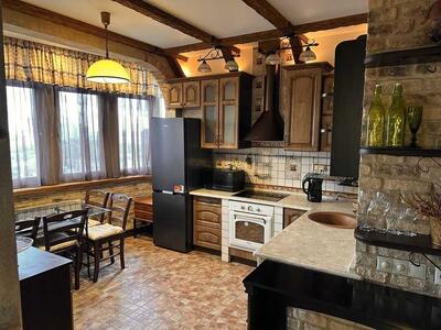 Продам 1-к квартиру Київ, Шевченківський, Дмитрівська вул., 80