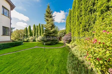 Продам будинок з автономною системою опалення Осокорки.