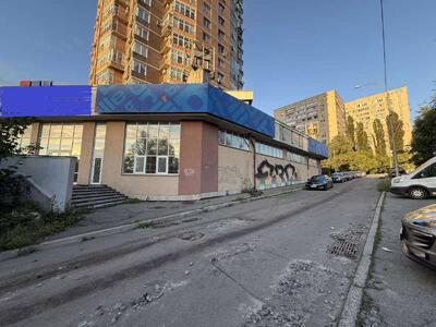 Здам довгостроково приміщення вільного призначення Київ, Солом`янський, Чоколівський бульв.