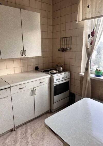 Продам 2-к квартиру Київ, Дарницький, Здолбунівська вул., 11а