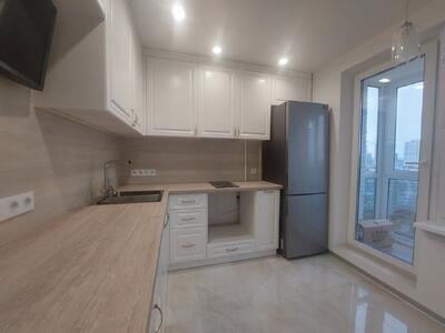 Здається двокімнатна квартира. Дніпровський район, проспект Тичини Павла, 13, метро Лівобережна.