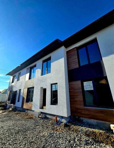 Продам 4-к таунхаус Білоцерківський, Біла Церква, Бандери