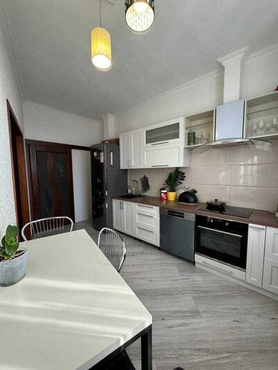 Продам 2-к квартиру Білоцерківський, Біла Церква, Ковальський