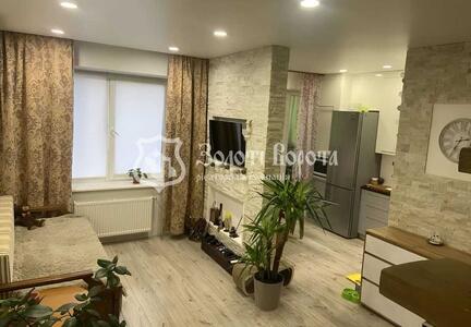 Продам 5-к квартиру Бучанський, Софіївська Борщагівка, Тарасівська вул., 9