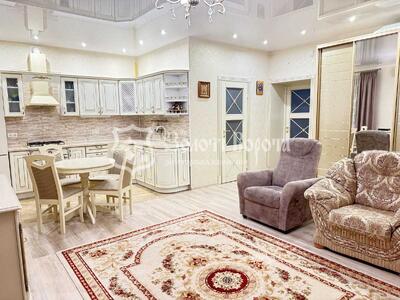 Продам 2-к квартиру Київ, Печерський, Печерський узвіз, 19