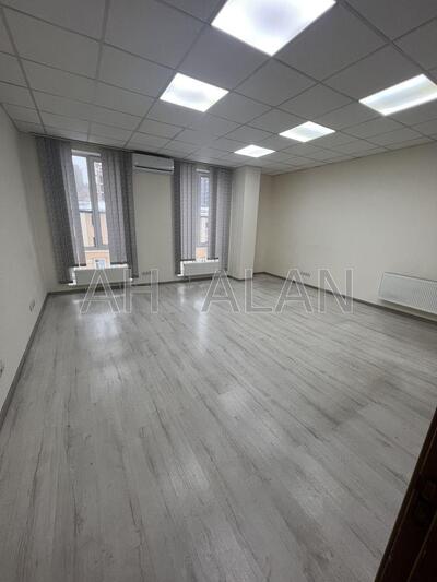 Сдам офисное помещение Київ, Глибочицька вул.