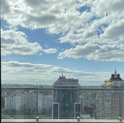 Продам 5-к квартиру Киев, Оболонский, Оболонский просп., 26