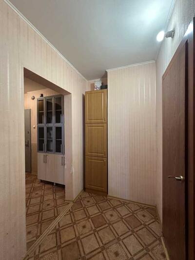 Здам довгостроково 1-к квартиру Київ, Дарницький, Урлівська вул., 38