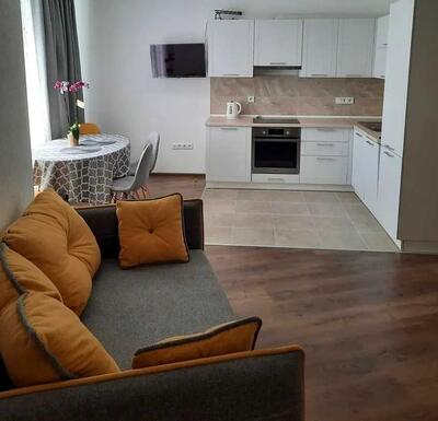 Продам 2-к квартиру Київ, Святошинський, Берестейський просп., 65Б