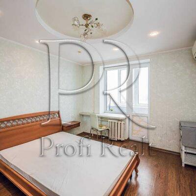 Продам 3-к квартиру Київ, Печерський, Петра Болбочана вул., 4А