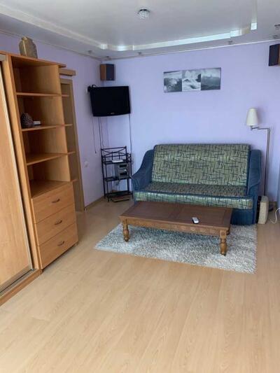 Здам довгостроково 1-к квартиру Київ, Святошинський, Академіка Туполєва вул., 7а