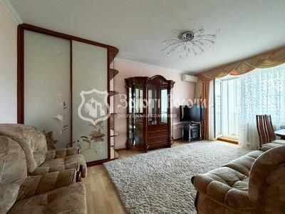 Продам 2-к квартиру Київ, Деснянський, Володимира Маяковського просп., 12