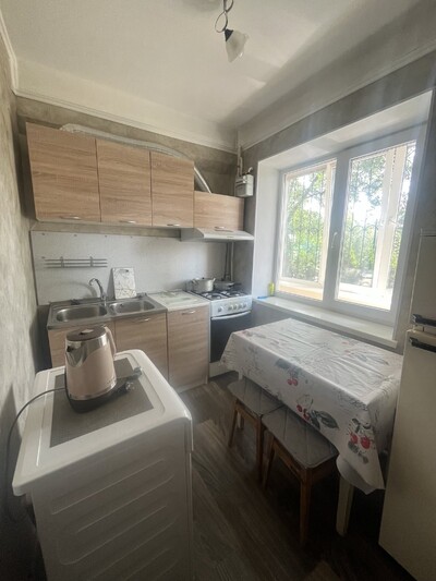 Однокімнатна, Севастопольська пл, Лобановського, Головка