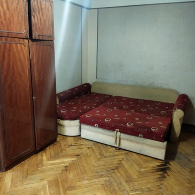 Здам 1к.Дніпровський,Соцмістечко,просп.Каденюка(Гагаріна)13а,м.Чернiгiвська.