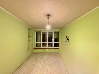 Продам 1-к квартиру Київ, Деснянський, Мілютенка вул., 17а