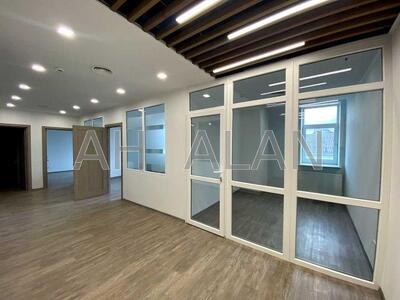 Сдам офисное помещение Київ, Велика Житомирська вул.