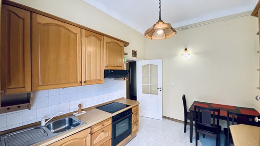 4-к, квартира вул. Круглоуніверситетська, 18/2. Без %.