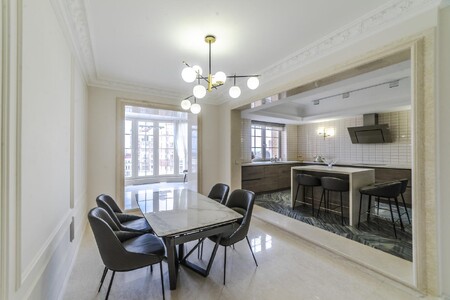 Екслюзивний пентхаус з неймовірно вишуканим ремонтом на Набережній Оболоні