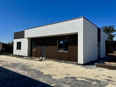 Одноповерховий будинок 140 кв.м на закритій території, Осокорки