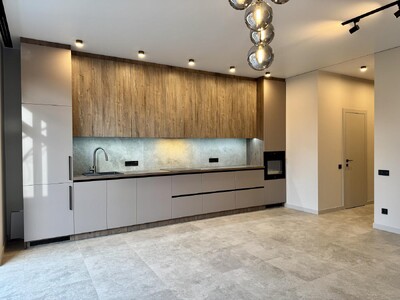 Дом з ремонтом, будинок, таунхаус метро Славутич, Осокорки