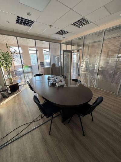 Сдам офисное помещение Київ, Нижній Вал вул.