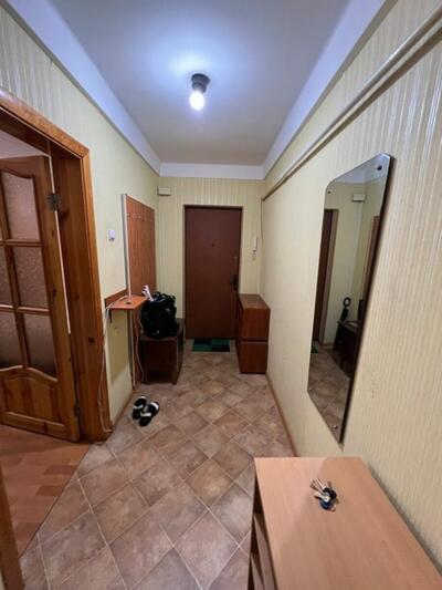 Продам 2-кімнатну квартиру, Рене Декарта вул. (Кулібіна), 6, Святошинський район, Київ