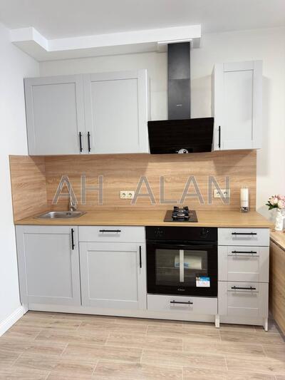 Сдам квартиру Київ, Центральна вул.