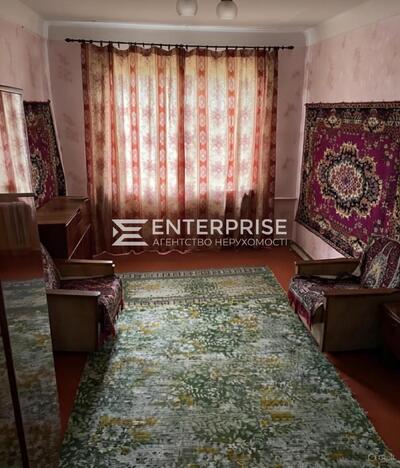 Продаж 2к квартири вул. Чорних Запорожців Дніпровський р-н.