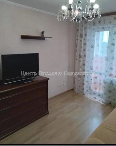 Продам 1-кімн. біля ст.метро Майдан Незалежності ІВ