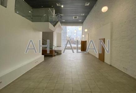 Аренда офиса 225 м2 в Бизнес Центре возле метро Левобережная.