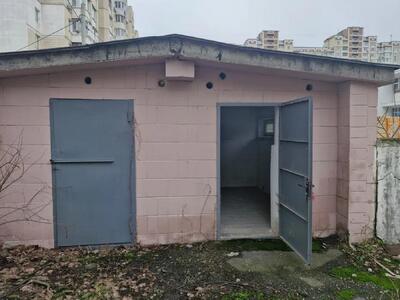 Оренда / Ціла будівля / вул. Ревуцького, Харківський масив, Київ