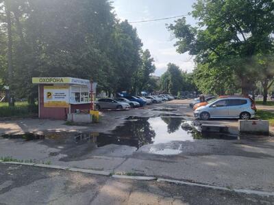 Здам в оренду паркомісця Київ, вул. Академіка Шалімова, 42