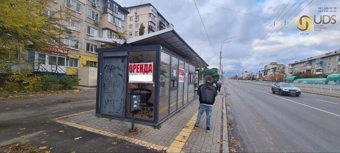 Здам на пр-ті. Воскресенський, 11 павільйон на 15 м², від власника