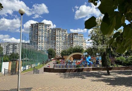 Продажа 3-комнатной квартиры в ЖК "Вишневый квартал"