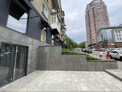 Здам довгостроково торгову площу Київ, Печерський, Кловський узвіз, 6