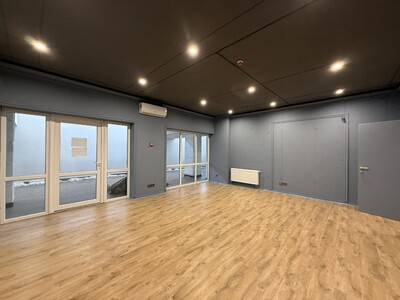 Оренда Дизайнерського офісу, на цокольному поверсі, 40 кв.м