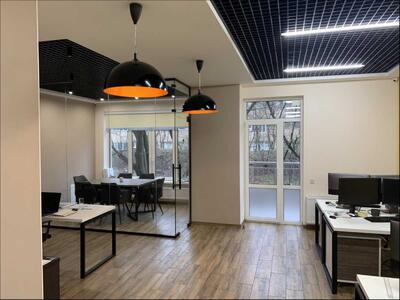 Здам довгостроково офісне приміщення Київ, Печерський, Євгена Коновальця вул., 36Е