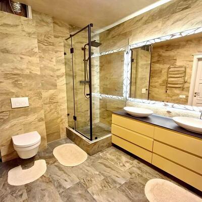 Сдам долгосрочно 3-к квартиру Киев, Соломенский, Лобановского просп., 4Б