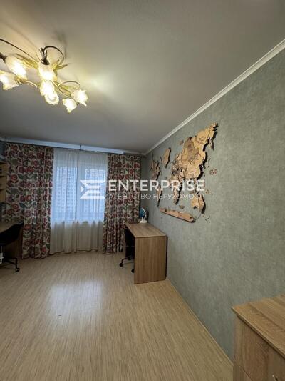 Продаж 3к квартири, ремонт вул. Милославська Троєщина Деснянський р-н