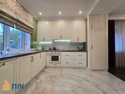 Продам 7-к квартиру Бучанский, Софиевская Борщаговка, Радужная