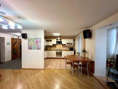 Продам 3-к квартиру Киев, Голосеевский, Голосеевский просп., 108к2